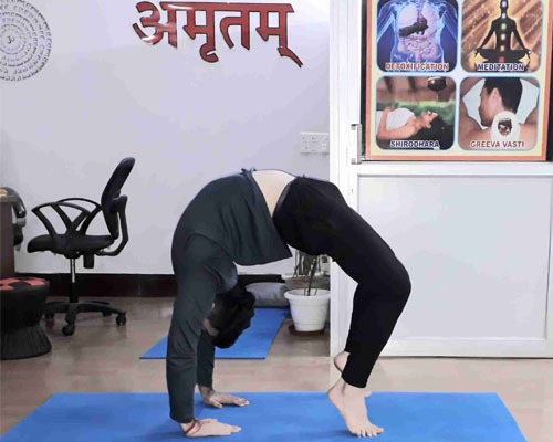yoga center in noida