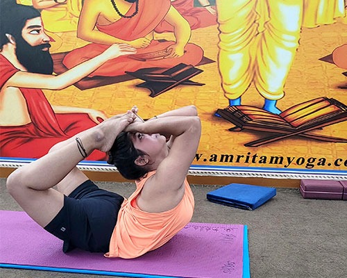 Noida yoga instructors